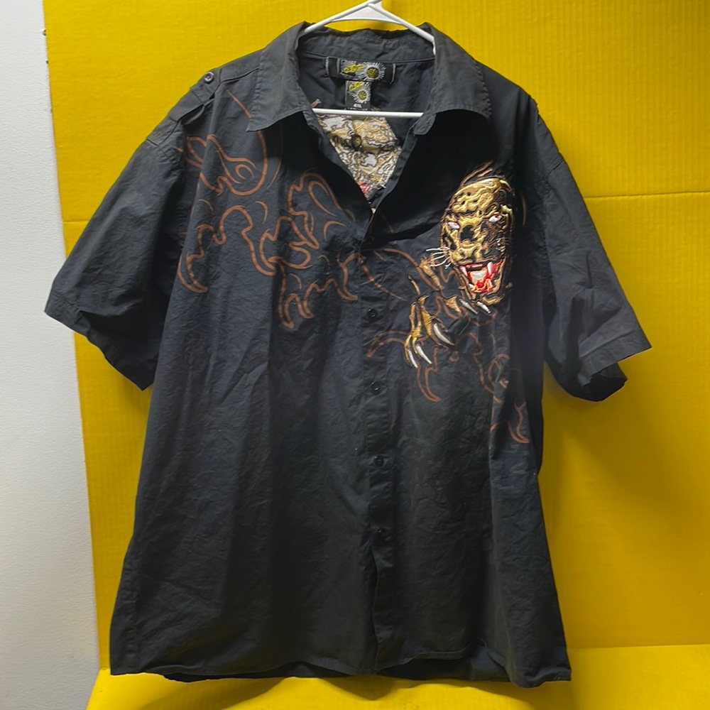 Exa Jeans black short sleeve button down collared shirt with “panther” emblem